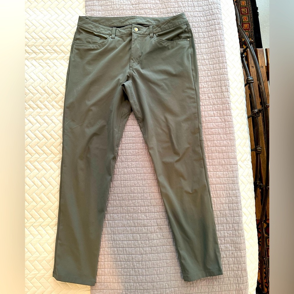 Lululemon ABC Warpstreme Slim Fit Pants.